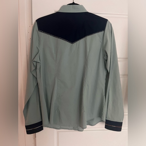 Women’s Cruel Rodeo Shirt - Picture 2 of 3